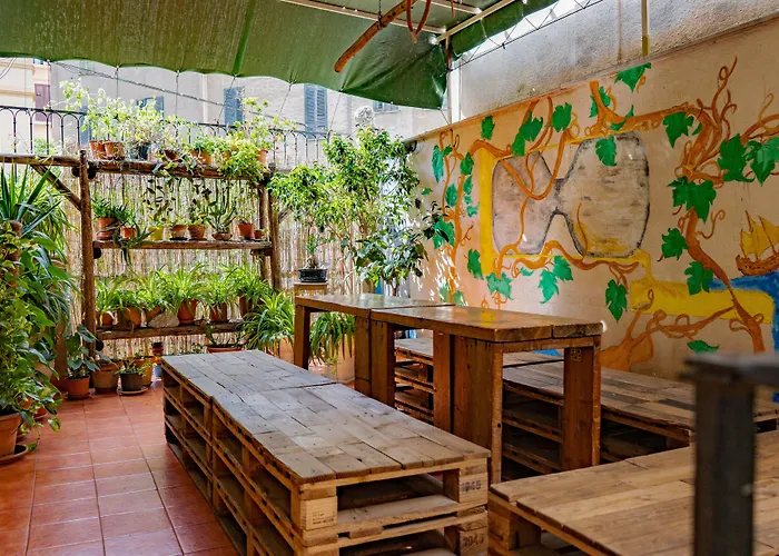 Hostel A Casa Di Amici Palermo